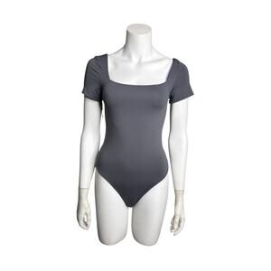 Babaton Contour Bodysuit Women's Medium Gray Short Sleeve